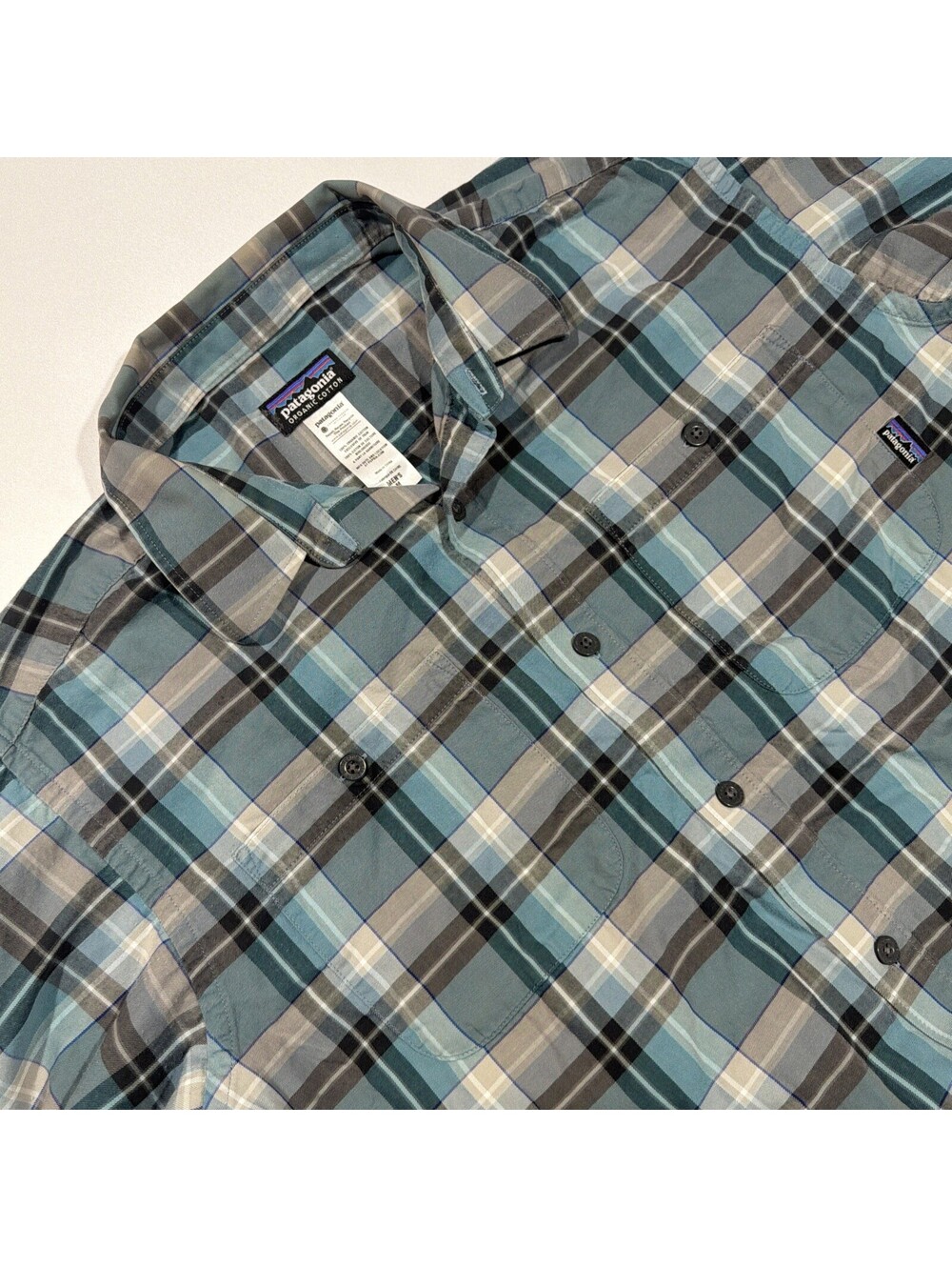Patagonia Shirt Mens M Blue Plaid Long Sleeve Button Up 100% Organic Cotton